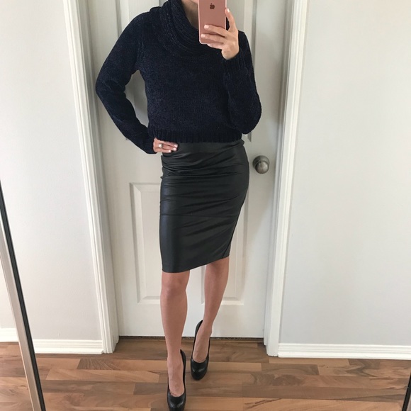 Sweaters - NOT AVAILABLEEE